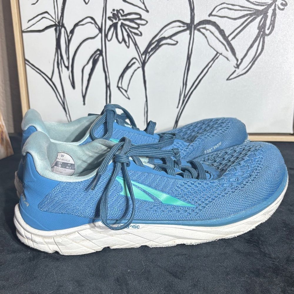 Altra women’s quantic torin 4.5 zero drop shoes running athletic training size 7